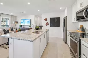 16243 Lumia Wy, Fontana, CA 92336 - Photo 9