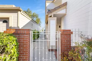 23247 Villena, Mission Viejo, CA 92692 - Photo 3