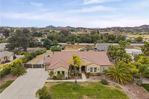 32581 Hayden Rd, Menifee, CA 92584 - Photo 3
