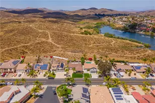 30189 Longhorn Dr, Canyon Lake, CA 92587 - Photo 5