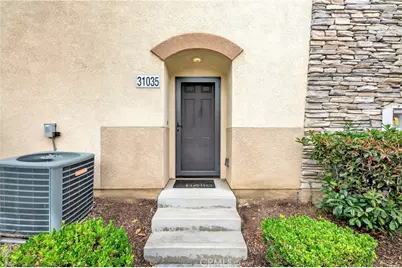 31035 Strawberry Tree, Temecula, CA 92592 - Photo 5