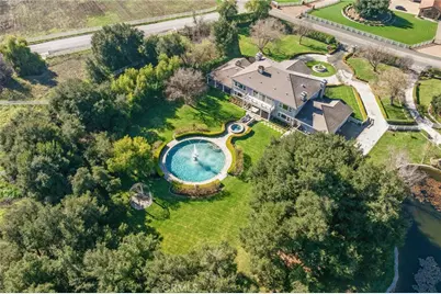 38550 Calle De Companero, Murrieta, CA 92562 - Photo 3