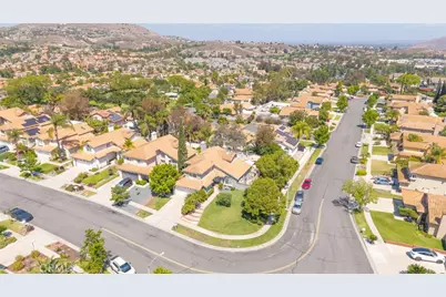 711 Lassen Drive, Corona, CA 92879 - Photo 39