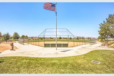 433 Willow, Perris, CA 92570 - Photo 45