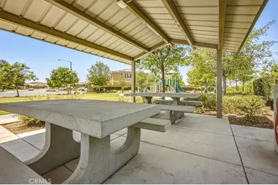433 Willow, Perris, CA 92570 - Photo 47