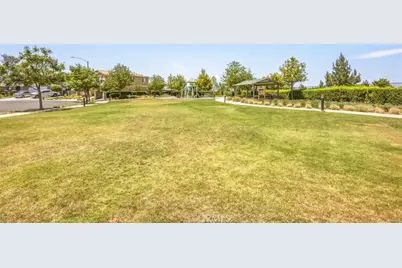 433 Willow, Perris, CA 92570 - Photo 55