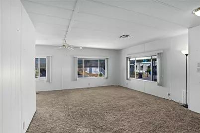 332 N Lyon Avenue #68, Hemet, CA 92543 - Photo 5