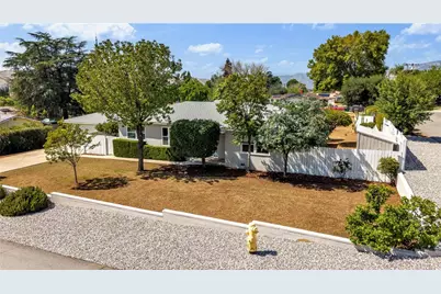 35158 Cedarwood, Yucaipa, CA 92399 - Photo 3