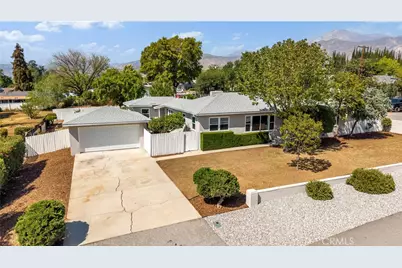 35158 Cedarwood, Yucaipa, CA 92399 - Photo 5