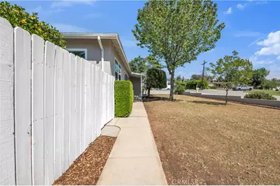 35158 Cedarwood, Yucaipa, CA 92399 - Photo 13