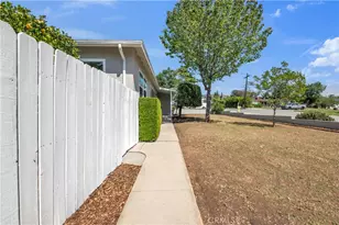 35158 Cedarwood, Yucaipa, CA 92399 - Photo 13