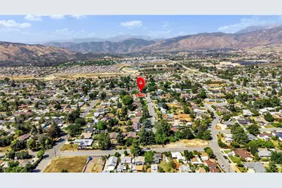 35158 Cedarwood, Yucaipa, CA 92399 - Photo 9