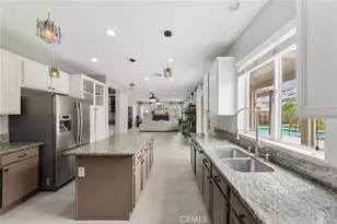 28192 Amaryliss Way, Murrieta, CA 92563 - Photo 5