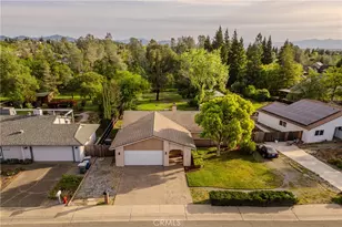 4118 Villa Dr, Redding, CA 96001 - Photo 5