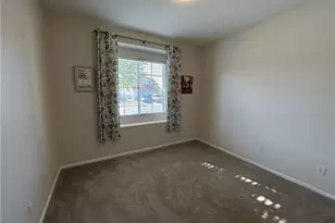 40166 Valeriana Ct, Temecula, CA 92591 - Photo 13