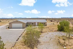 61375 Leslie Ln, Landers, CA 92285 - Photo 3