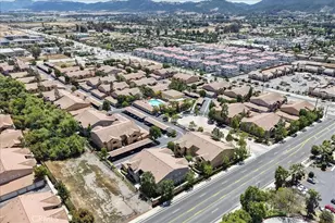 41410 Juniper St, Murrieta, CA 92562 - Photo 33