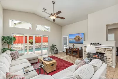 31955 Avenida Mallari, Temecula, CA 92591 - Photo 3