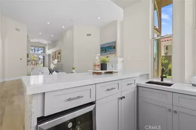 38027 Cherrywood Drive, Murrieta, CA 92562 - Photo 11