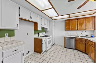 1034 Bridle Path, Oceanside, CA 92057 - Photo 7