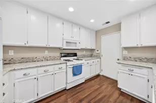 40632 Corte Albara, Murrieta, CA 92562 - Photo 21