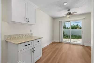 28518 Via Las Flores, Murrieta, CA 92563 - Photo 13