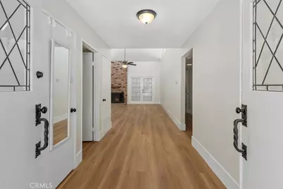 28518 Via Las Flores, Murrieta, CA 92563 - Photo 5