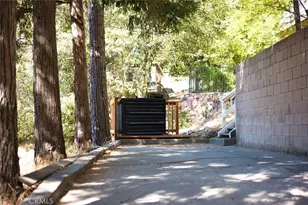 334 Weisshorn Dr, Crestline, CA 92325 - Photo 35