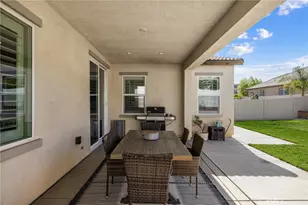 24851 Coldwater Cyn Trl, Menifee, CA 92584 - Photo 43