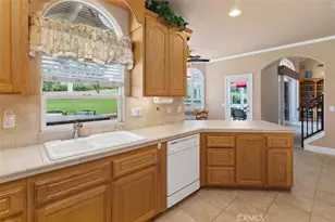 38410 Shoal Creek, Murrieta, CA 92562 - Photo 13