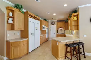 38410 Shoal Creek, Murrieta, CA 92562 - Photo 11