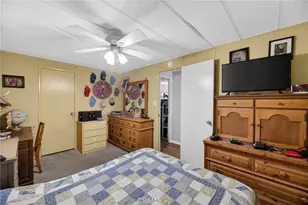 332 N Lyon, Hemet, CA 92543 - Photo 25