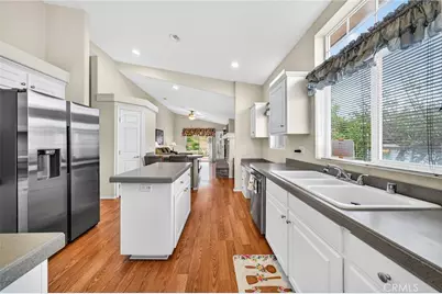 29010 Via Princesa, Murrieta, CA 92563 - Photo 17