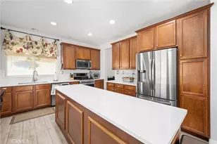 30783 Via Lakistas, Lake Elsinore, CA 92530 - Photo 19