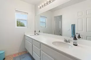 31363 McCartney Dr, Winchester, CA 92596 - Photo 25