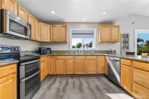 30265 Buck Tail Dr, Canyon Lake, CA 92587 - Photo 13