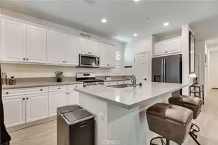 41949 Zafra, Murrieta, CA 92562 - Photo 9