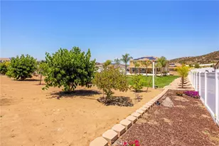 32797 Hayden, Menifee, CA 92584 - Photo 43