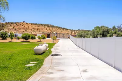 32797 Hayden, Menifee, CA 92584 - Photo 39