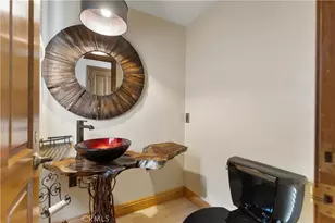 38501 Oaktree Loop, Murrieta, CA 92562 - Photo 21