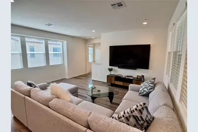 16064 Jamie #8, Fontana, CA 92336 - Photo 3