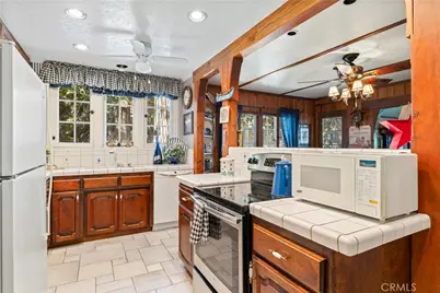 197 Rocky Point Road, Lake Arrowhead, CA 92352 - Photo 13