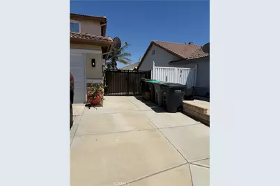 1600 Hickory Wood, Hemet, CA 92545 - Photo 5