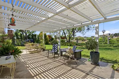 9335 Stirrup, Jurupa Valley, CA 92509 - Photo 17