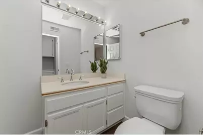 40483 Via Estrada, Murrieta, CA 92562 - Photo 33