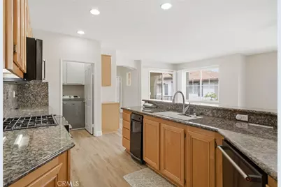 321 Trailblazer, Mission Viejo, CA 92692 - Photo 11