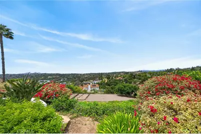 2466 Haas, Escondido, CA 92025 - Photo 9