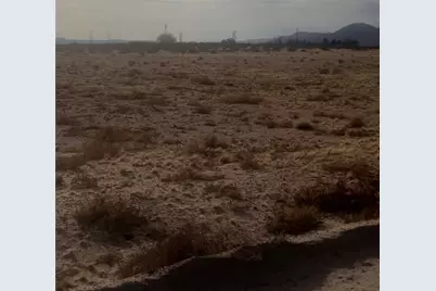 40626 Valley Center, Newberry Springs, CA 92365 - Photo 3