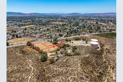 1 Park Avenue, San Jacinto, CA 92583 - Photo 3