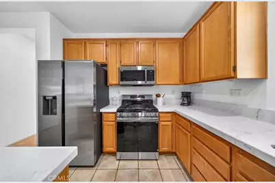 28502 Oasis View Cir, Menifee, CA 92584 - Photo 11